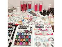 Nagelkolf: nail art & uv/led-gels • 425 items • 238 ref. - afbeelding 5 van  15