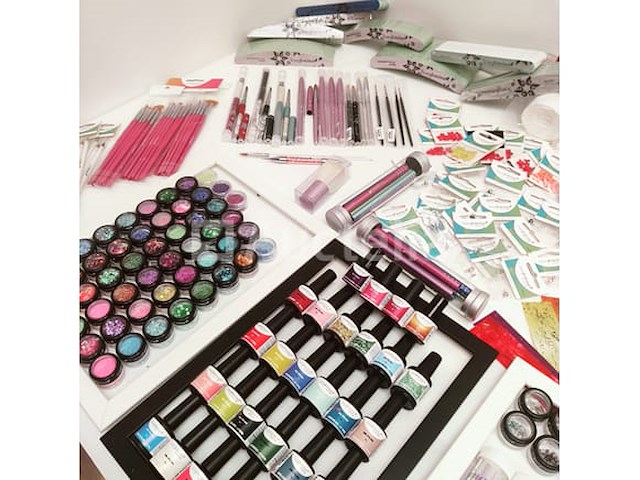 Nagelkolf: nail art & uv/led-gels • 425 items • 238 ref. - afbeelding 9 van  15