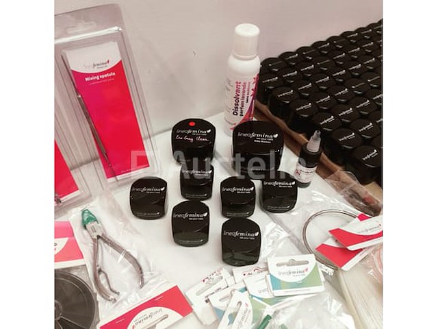 Nagelkolf: nail art & uv/led-gels • 425 items • 238 ref. - afbeelding 14 van  15