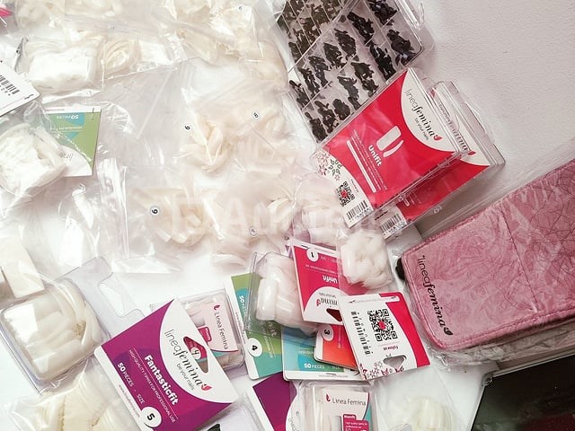 Nagelkolf: nail art & uv/led gels • 430 items • folies - afbeelding 2 van  16
