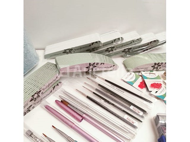Nagelkolf: nail art & uv/led gels • 491 items • 210 ref. - afbeelding 5 van  21