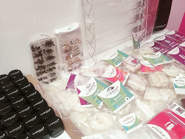 Nagelkolf: nail art & uv/led gels • 491 items • 212 ref. - afbeelding 13 van  23