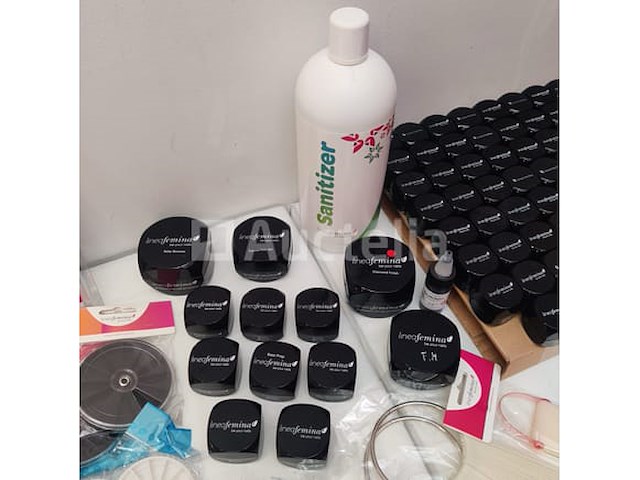 Nagelmateriaal: nail art & uv/led gels • 235 ref. • waarde 3423€ - afbeelding 2 van  17