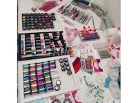 Nagelmateriaal: nail art & uv/led gels • 235 ref. • waarde 3423€ - afbeelding 5 van  17