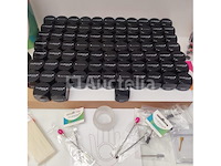 Nagelmateriaal: nail art & uv/led gels • 235 ref. • waarde 3423€ - afbeelding 8 van  17
