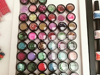 Nagelmateriaal: nail art & uv/led-gels • 244 ref. • waarde 3494 € - afbeelding 10 van  14