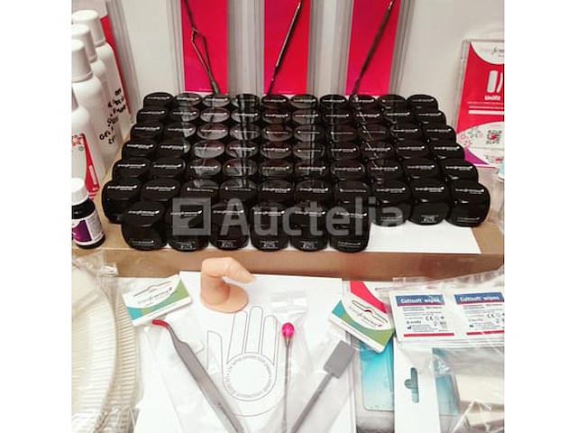 Nagelmateriaal: nail art & uv/led-gels • 344 items • folies - afbeelding 13 van  16