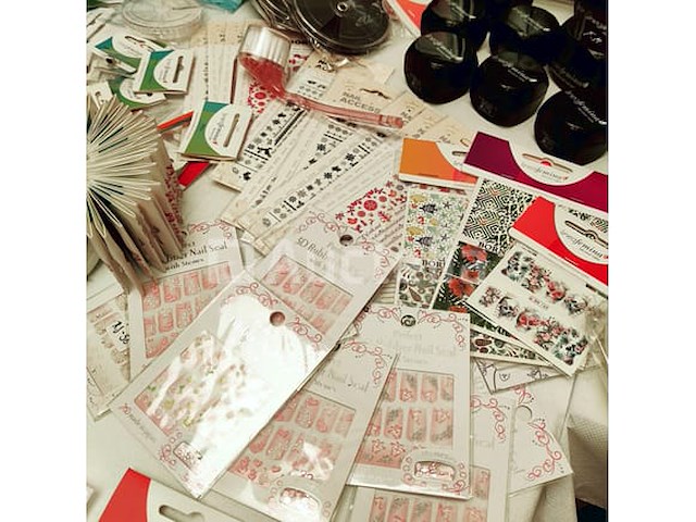 Nagelmateriaal: nail art & uv/led gels • 378 items • folies - afbeelding 9 van  22
