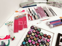 Nagelmateriaal: nail art & uv/led-gels • 383 items • 240 ref. - afbeelding 2 van  22