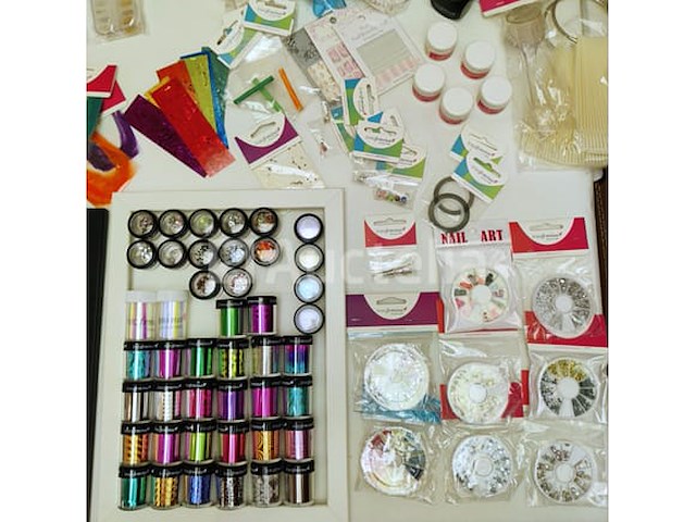 Nagelmateriaal: nail art & uv/led-gels • 392 items • 245 ref. - afbeelding 1 van  15