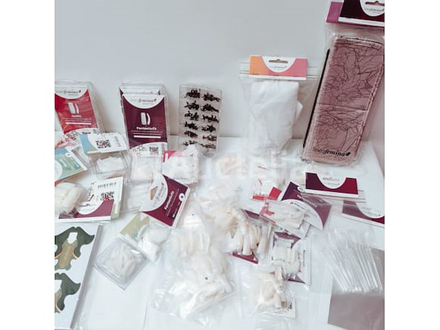 Nagelmateriaal: nail art & uv/led-gels • 392 items • 245 ref. - afbeelding 9 van  15