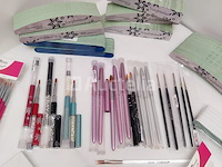 Nagelmateriaal: nail art & uv/led-gels • 394 items • 236 ref. - afbeelding 4 van  15