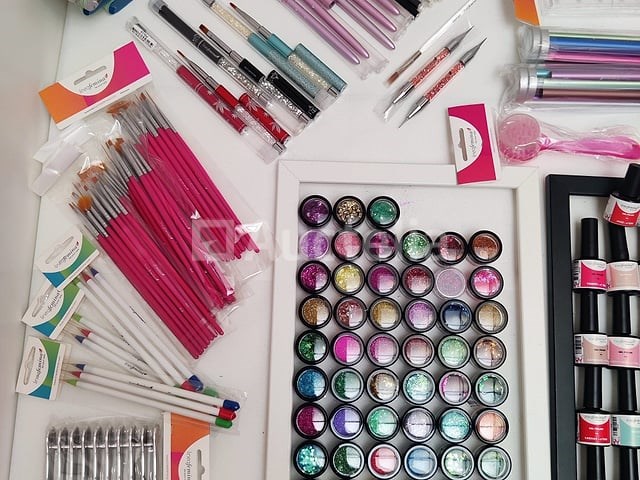 Nagelmateriaal: nail art & uv/led-gels • 394 items • 236 ref. - afbeelding 8 van  15