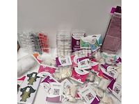 Nagelmateriaal: nail art & uv/led gels • 394 items • 242 ref.