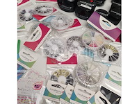 Nagelmateriaal: nail art & uv/led gels • 394 items • 242 ref. - afbeelding 5 van  12