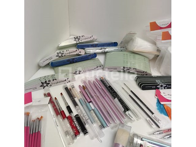 Nagelmateriaal: nail art & uv/led gels • 394 items • 242 ref. - afbeelding 7 van  12