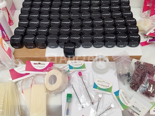 Nagelmateriaal: nail art & uv/led-gels • 395 items • 243 ref. - afbeelding 5 van  12