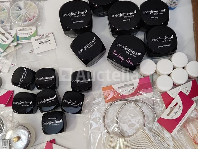 Nagelmateriaal: nail art & uv/led-gels • 395 items • 244 ref. - afbeelding 6 van  14