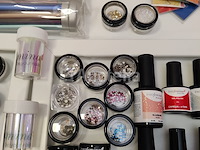 Nagelmateriaal: nail art & uv/led-gels • 395 items • 244 ref. - afbeelding 1 van  14