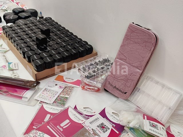 Nagelmateriaal: nail art & uv/led-gels • 395 items • 244 ref. - afbeelding 7 van  14