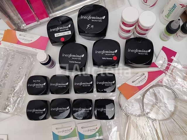 Nagelmateriaal: nail art & uv/led gels • 397 items • 246 ref. - afbeelding 5 van  12