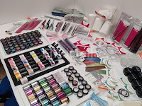 Nagelmateriaal: nail art & uv/led gels • 397 items • 246 ref. - afbeelding 6 van  12