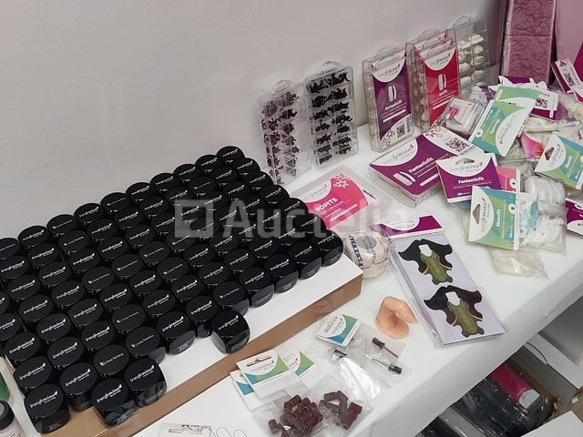 Nagelmateriaal: nail art & uv/led gels • 397 items • 246 ref. - afbeelding 12 van  12