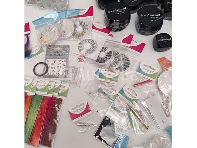 Nagelmateriaal: nail art & uv/led gels • 398 items • 244 ref. - afbeelding 14 van  21