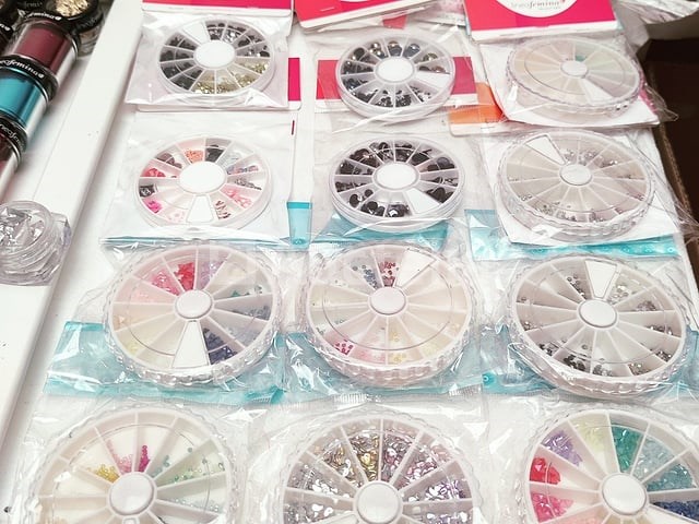 Nagelmateriaal: nail art & uv/led-gels • 409 items • 167 ref. - afbeelding 3 van  19