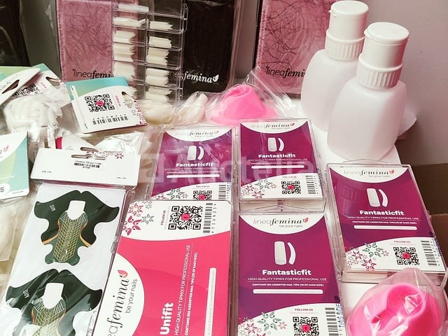 Nagelmateriaal: nail art & uv/led-gels • 409 items • 167 ref. - afbeelding 5 van  19