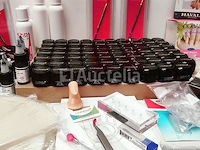 Nagelmateriaal: nail art & uv/led-gels • 409 items • 167 ref. - afbeelding 9 van  19