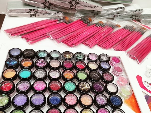 Nagelmateriaal: nail art & uv/led-gels • 409 items • 167 ref. - afbeelding 17 van  19