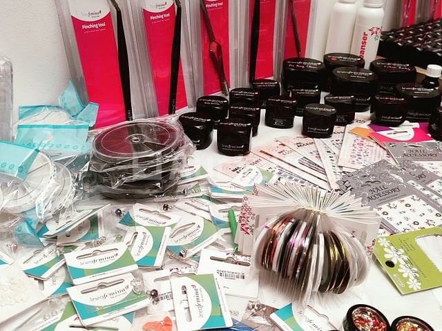 Nagelmateriaal: nail art & uv/led-gels • 409 items • 167 ref. - afbeelding 18 van  19