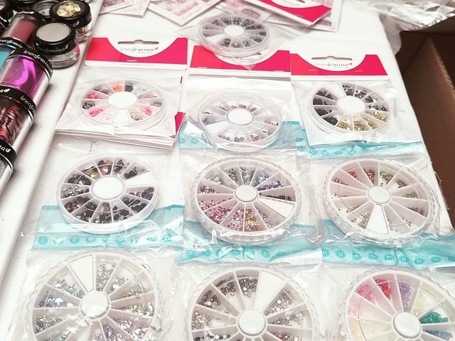 Nagelmateriaal: nail art & uv/led-gels • 409 items • 185 ref. - afbeelding 2 van  20
