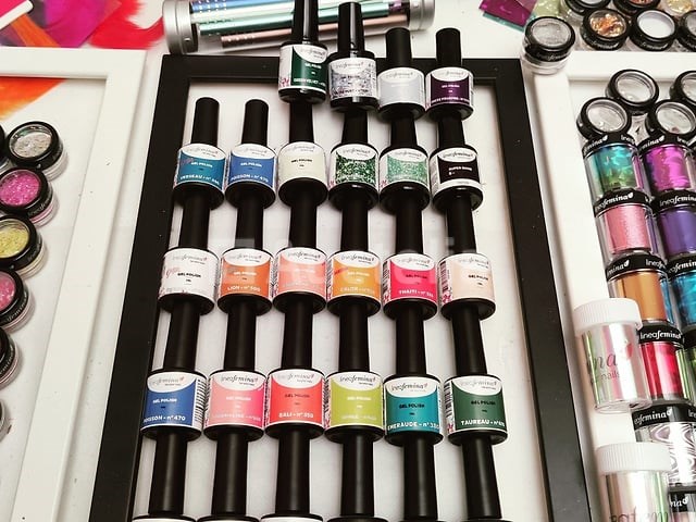 Nagelmateriaal: nail art & uv/led-gels • 409 items • 185 ref. - afbeelding 6 van  20