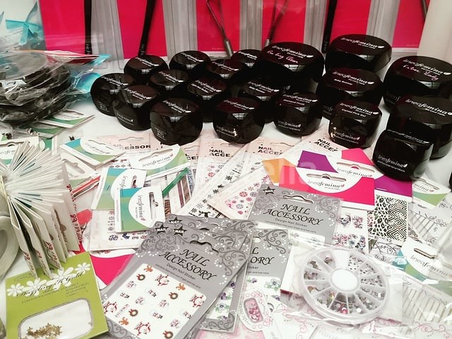 Nagelmateriaal: nail art & uv/led-gels • 409 items • 185 ref. - afbeelding 7 van  20