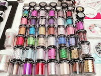 Nagelmateriaal: nail art & uv/led-gels • 409 items • 185 ref. - afbeelding 8 van  20