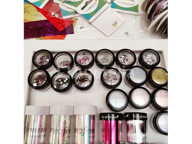 Nagelmateriaal: nail art & uv/led gels • 411 items • 242 ref. - afbeelding 6 van  20