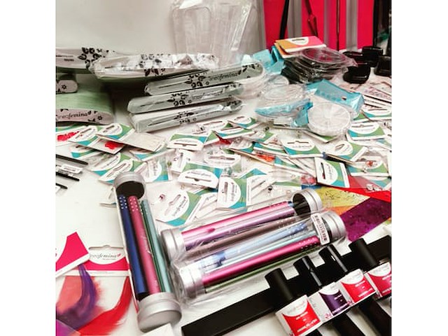 Nagelmateriaal: nail art & uv/led gels • 411 items • 242 ref. - afbeelding 7 van  20
