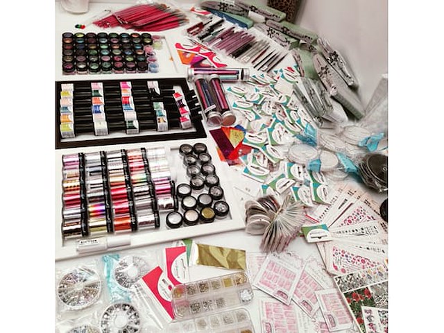 Nagelmateriaal: nail art & uv/led gels • 411 items • 242 ref. - afbeelding 1 van  20