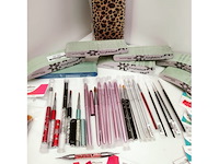 Nagelmateriaal: nail art & uv/led gels • 411 items • 242 ref. - afbeelding 16 van  20
