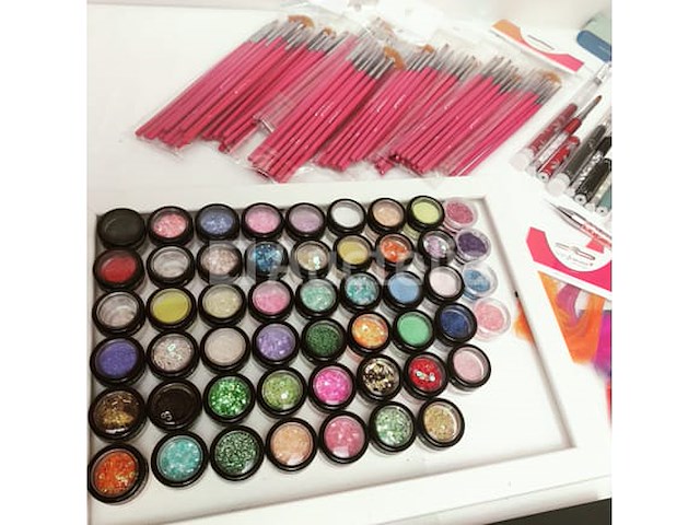 Nagelmateriaal: nail art & uv/led-gels • 418 items • 224 ref. - afbeelding 14 van  21