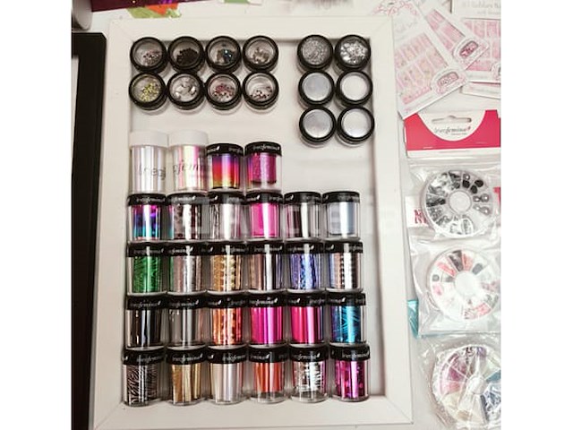Nagelmateriaal: nail art & uv/led-gels • 418 items • 224 ref. - afbeelding 20 van  21