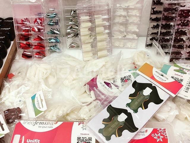Nagelmateriaal: nail art & uv/led gels • 422 items • folies - afbeelding 4 van  14