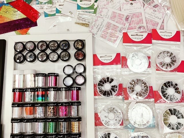 Nagelmateriaal: nail art & uv/led gels • 422 items • folies - afbeelding 7 van  14