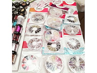 Nagelmateriaal: nail art & uv/led gels • 424 items • 206 ref. - afbeelding 2 van  22