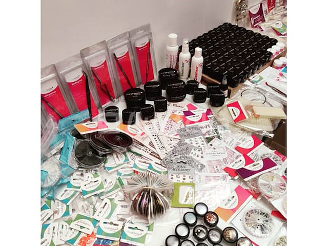 Nagelmateriaal: nail art & uv/led gels • 424 items • 206 ref. - afbeelding 10 van  22