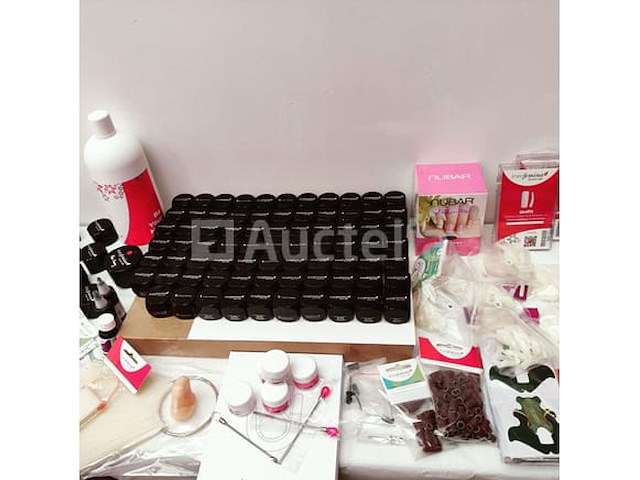 Nagelmateriaal: nail art & uv/led-gels • 424 items • 242 ref. - afbeelding 12 van  17