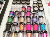 Nagelmateriaal: nail art & uv/led-gels • 432 items • 229 ref. - afbeelding 3 van  25