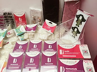 Nagelmateriaal: nail art & uv/led-gels • 432 items • 229 ref. - afbeelding 17 van  25